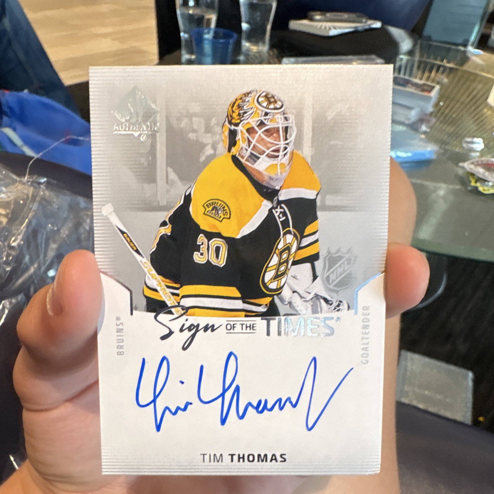 Upper Deck 2025-26 SP Authentic Tim Thomas Sign of the Times Auto SOTT-TT