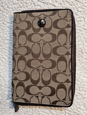 COACH Jacquard Signature Tablet iPad Case Holder Zip Around 8x5in Folio F61575
