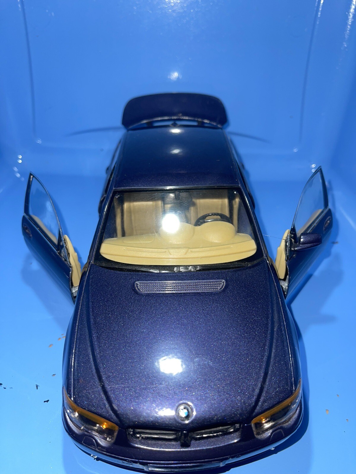 Foto 6 di 14
