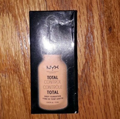 NYX TOTAL CONTROL DROP FOUNDATION