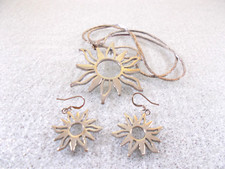 Silver Tone Sun Flower Pendant Necklace Wire Hook Earrings Set Free Shipping