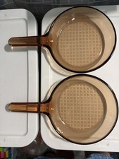 Vision Ware Corning Pyrex Amber Glass Saut&eacute; Pans 7&rdquo; Waffle Bottom