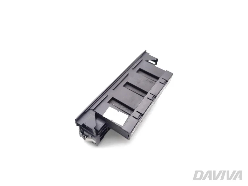 VW Tiguan Bouton de commutation du capteur PDC de distance de stationnement 2010 - Photo 2/4