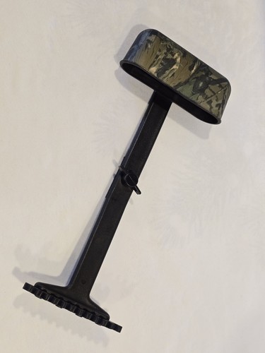 Vintage 6 Arrow Camo Compound Bow Quiver Plastic Unknown
