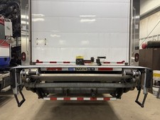 Maxon 5000 Lb Tukaway Liftgate