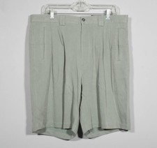 NWT IZOD Sage Green Silk Blend Pleated Golf Short Size 36