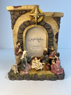 Renderings 3d Nativity Scene Photo Frame 3.5  x 5  Holy Family Rustic Resin