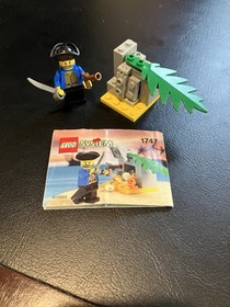 Lego Pirates #10040 &ldquo;Black Seas Barracuda&rdquo; (2002), Used, Very Good Cond,Complete