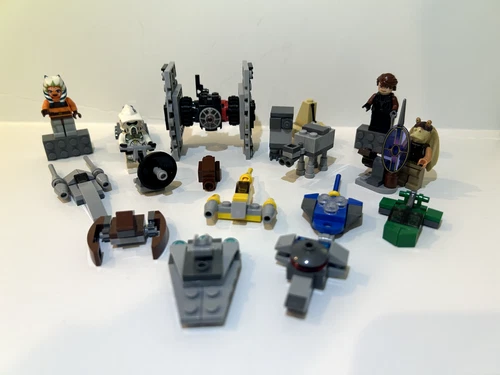 Lego Star Wars Minifigure Mixed Lot of 13 Assorted Figures & Weapons