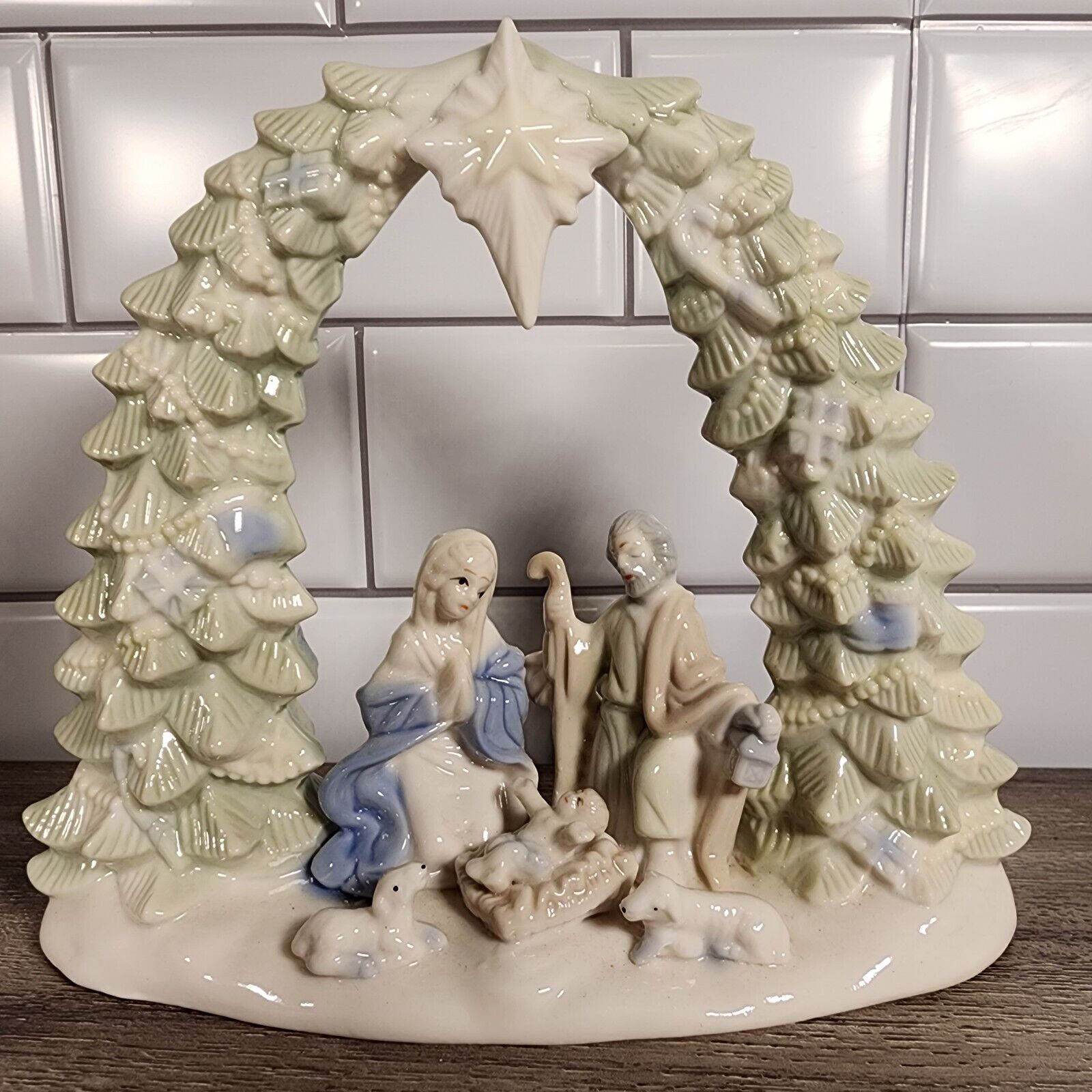 Vintage Ceramic Nativity Scene Expressions of Faith Christmas Scene 6.5 x 7.5"