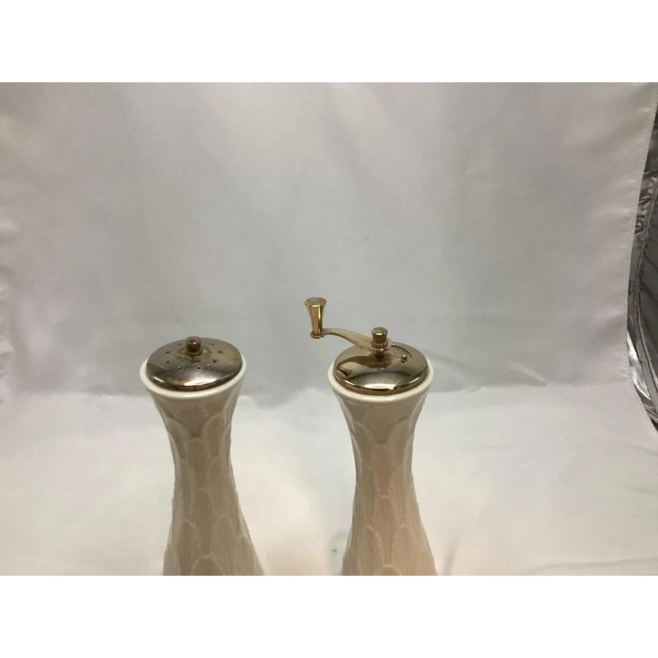 Salero y molinillo vintage Lenox 7” Foto 2 de 4