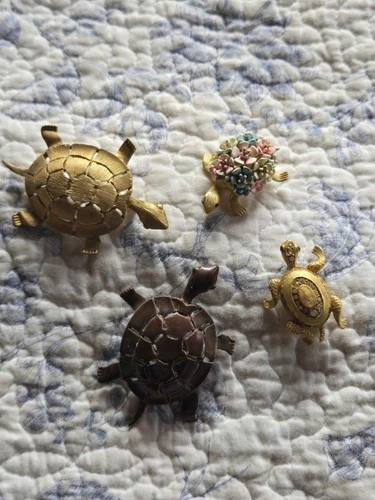 Vintage Jewelry TURTLE BROOCH PIN Lot SAO Costume Estate Enamel Womens Signed
