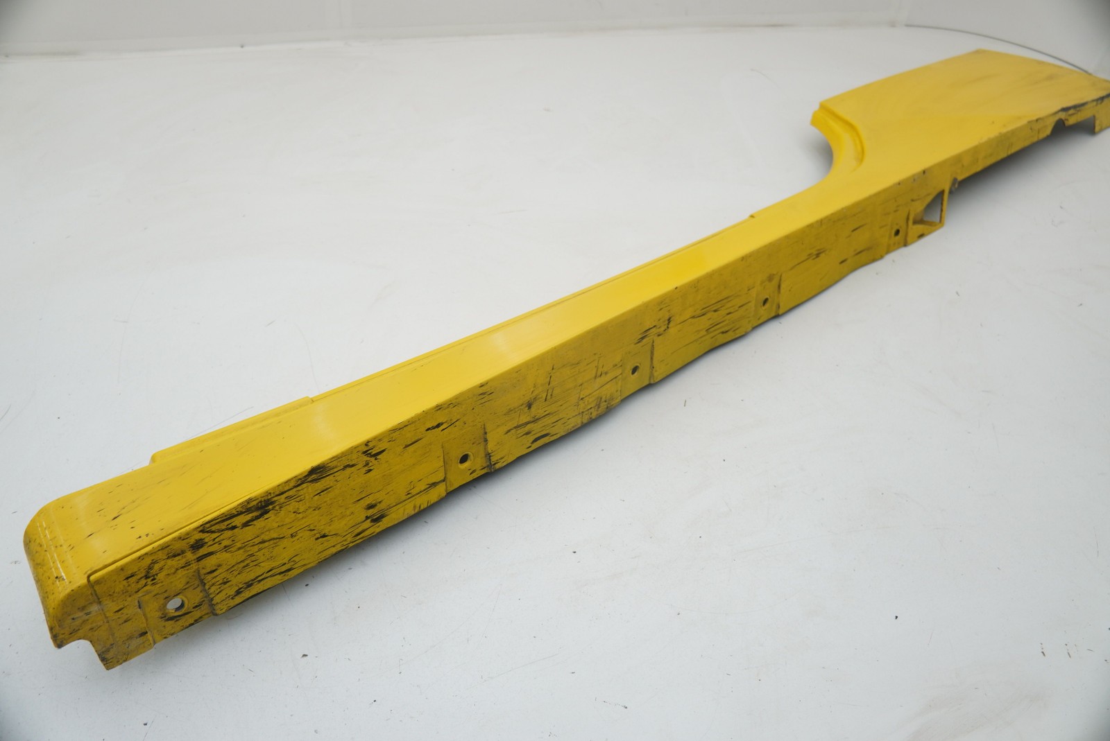 Left Driver Rocker Panel Side Skirt Trim Molding 83429110 Ferrari 458 Challenge
