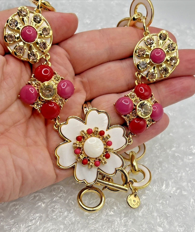 Colar Talbots edição limitada lindas flores ouro rosa branco esmalte flores - Imagem 4 de 4