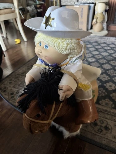 1982 Authentic CABBAGE PATCH COWGIRL & HORSE