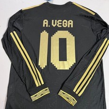 Mexico de Oro Alexis Vega (ordenar una talla mas grande)