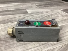 ALLEN BRADLEY 800S-2SAP SER M PUSH BUTTON ENCLOSURE 120G159 CO