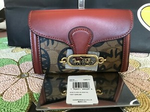 coach jade medium envelope wallet