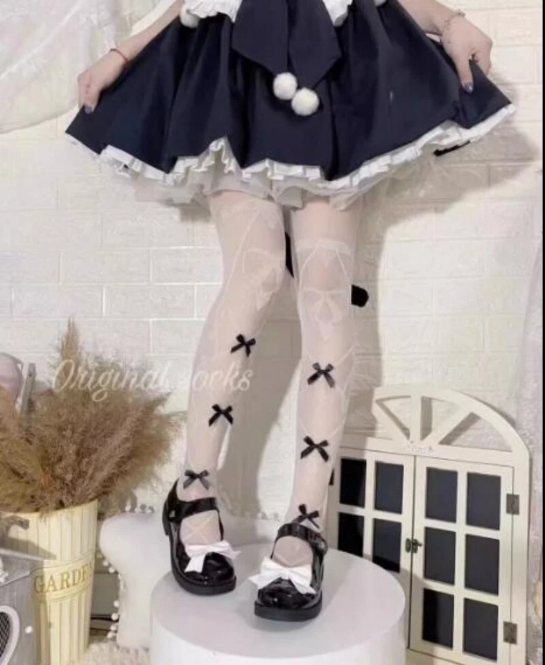 Calcetines por encima de la rodilla Japoneses para mujeres Lolita Bow Medias Mori Niñas Foto 3 de 4