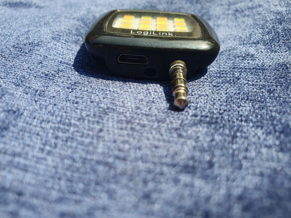 LogiLink externes LED-Blitzlicht zur Verbesserung Ihrer Fotos/Videos  - Bild 3 von 4