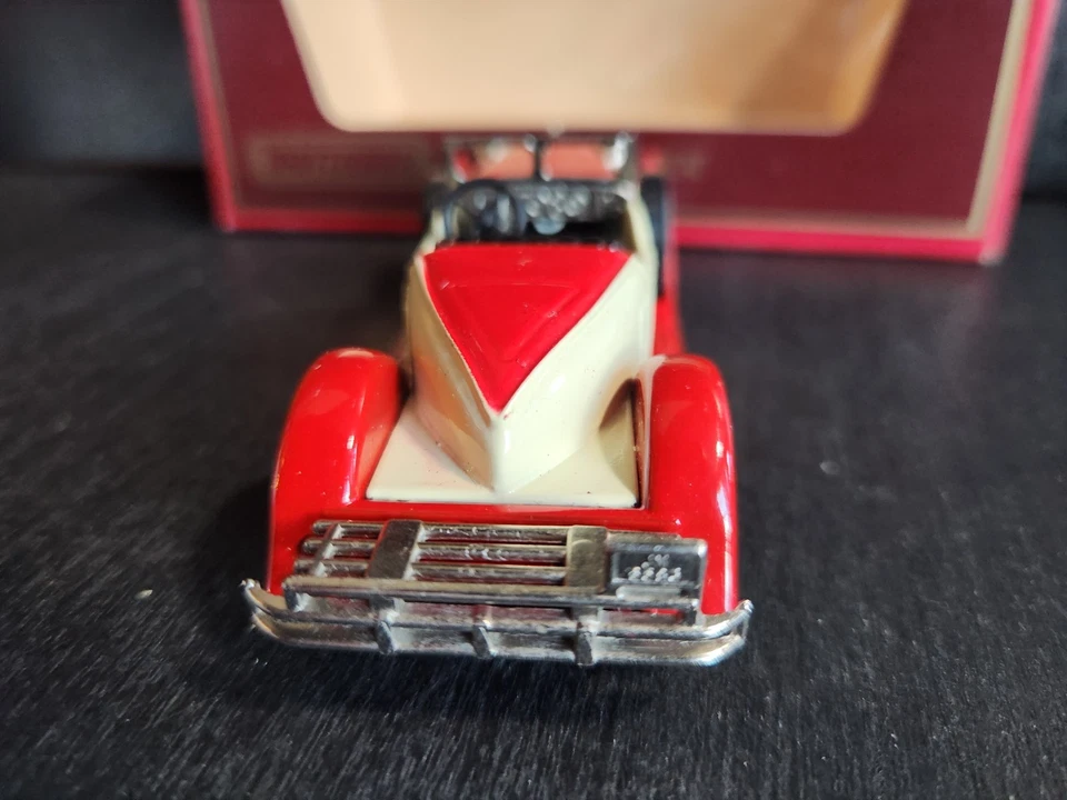 MATCHBOX MODELS OF YESTERYEAR Y-14 1931 STUTZ BEARCAT RED & CREAM 1984 NIB - Image 3 of 4