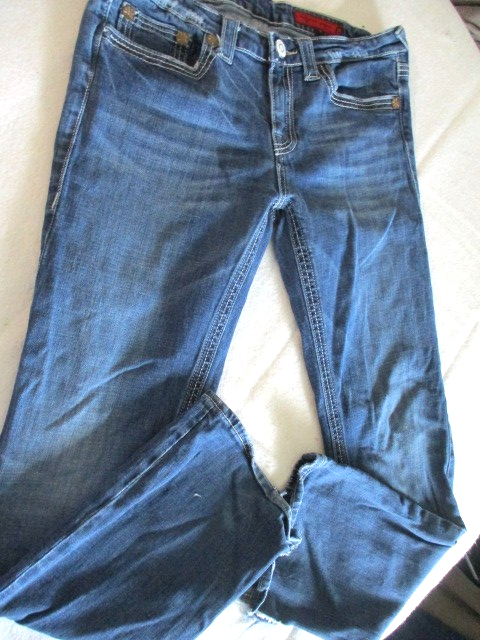 Viggos Juniors Size 11 Straight Leg Jeans Light Wash Distressed Denim