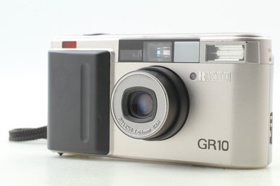 リコー Ricoh GR10 READ [A. Mint] Ricoh GR10 Silver 28mm F2.8 Point & Shoot 35mm Film