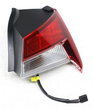 OEM Halogen Right Passenger Side Quarter Tail Lamp For Hyundai Elantra Lens Chip