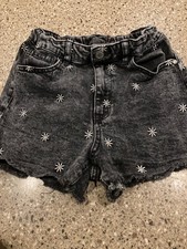 Art Class Girls Cut Off Hem Shorts Embroidered Daisy Black Denim Size L 10-12 