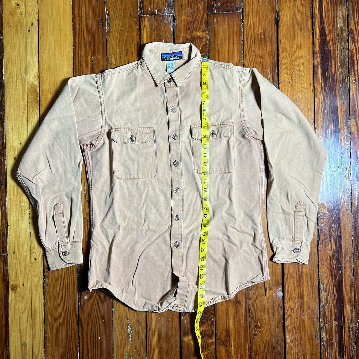 VINTAGE Patagonia Shirt Tan Mens Medium Long Sleeve Button VINTAGE Patagonia Shirt Tan Mens Medium Long Sleeve Button