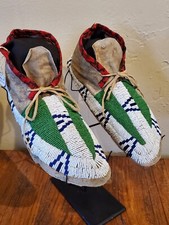 Antique OLD Native American Indian beaded Sioux Moccasins LAKOTA 19th C.