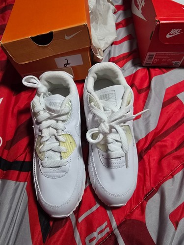 Nike Air Max 90 Pre School 307794 111 Unisex Shoes Leather White Vintage - Image 1