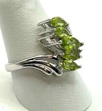 Sterling Silver Peridot Cluster Ring - Size 7