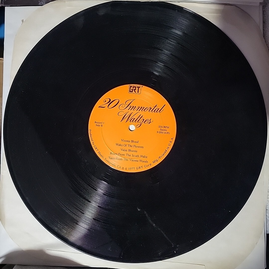 Vintage LP 20 Immortal Waltzes Double LP set