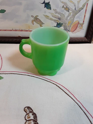 Vintage Fire King Anchor Hocking Green Milk Glass Coffee Cup Mug