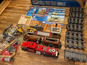 LEGO CITY: Cargo Train with Diesel Locomotive (3677)