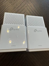 Two (2x) TP-Link TL-7010Kit AV1000 Gigabit Powerline TL-PA7010 TESTED / WORKING