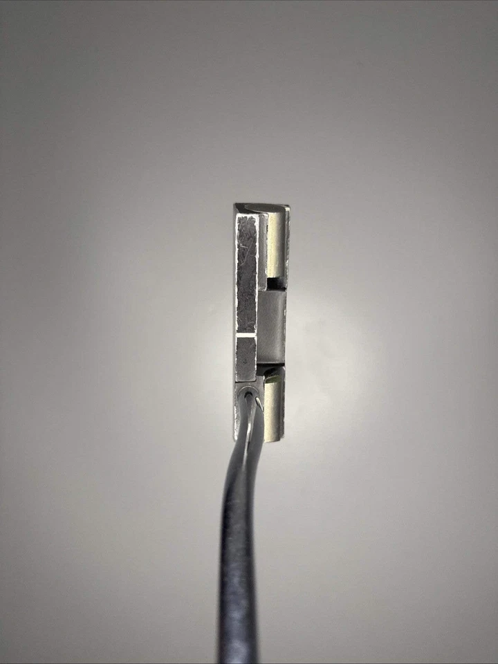 Slotline Tungsten Weighted Blade Putter 35″ - Image 4 of 4