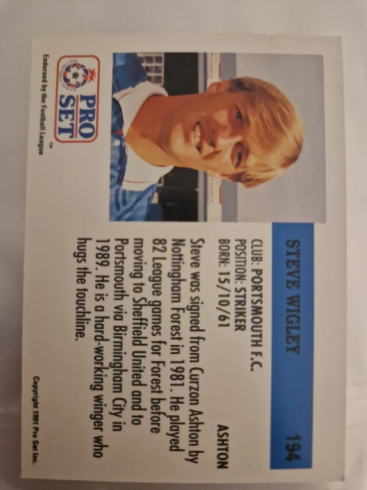 1991-92 PRO SET  STEVE WIGLEY  - PORTSMOUTH  No 194 - Image 2 of 2
