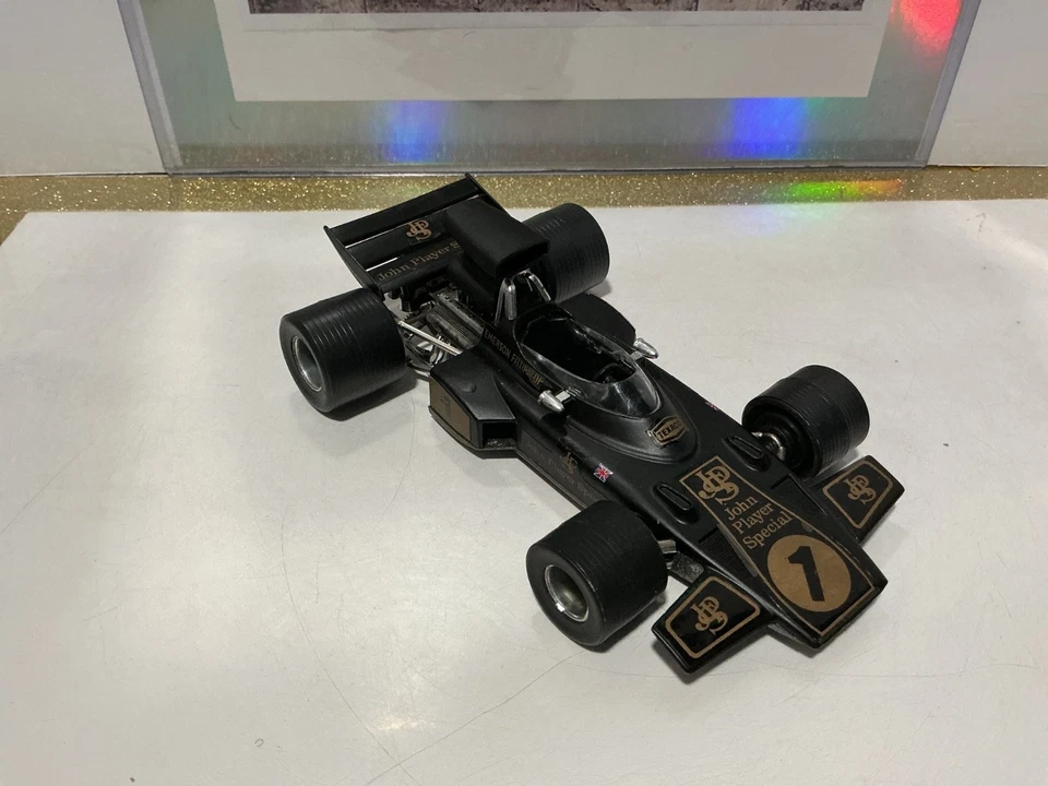 1:28 POLITOYS - LOCTUS J.P.S. F1 FX3 - Изображение 2 из 4