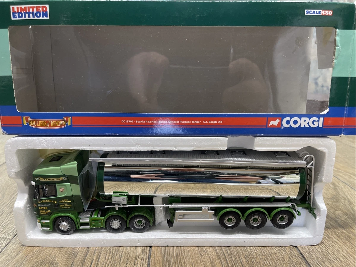Corgi 1/50 Scale 75404 - Leyland DAF Curtainside Heineken - Green