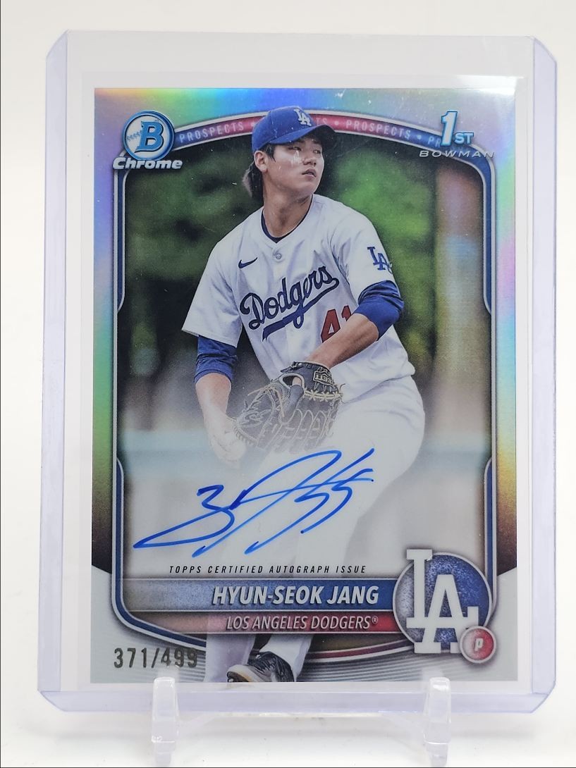 HYUN-SEOK JANG 2025 BOWMAN CHROME 1ST AUTOGRAPH REFRACTOR AUTO /499 Q2017