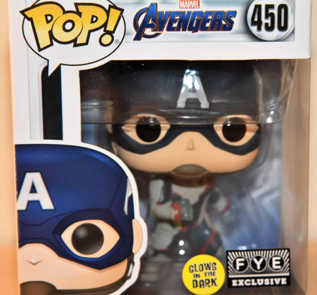 Captain America (Glow In The Dark) #450 Funko Pop! Marvel Avengers - S