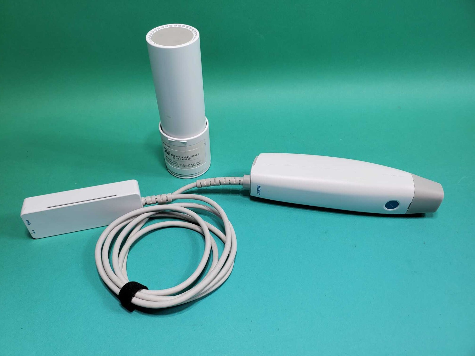 Medit i500 Intraoral Dental Scanner สำนักงานสิทธิประโยชน์ มหาวิทยาลัย