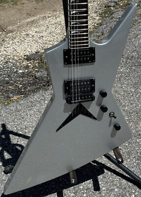 2011 Dean Dave Mustaine Signature Zero Electric Guitar Silver