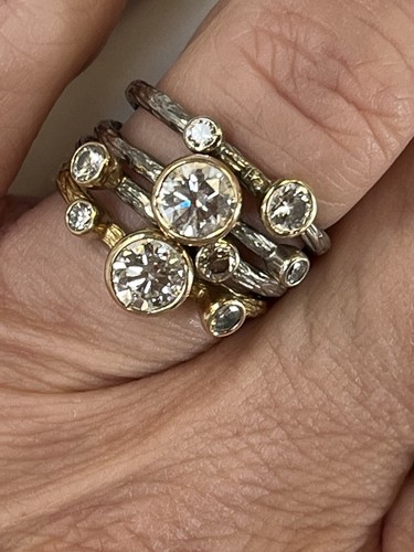 Sarah graham Pebble Ring Collection 18k Gold Natural diamonds