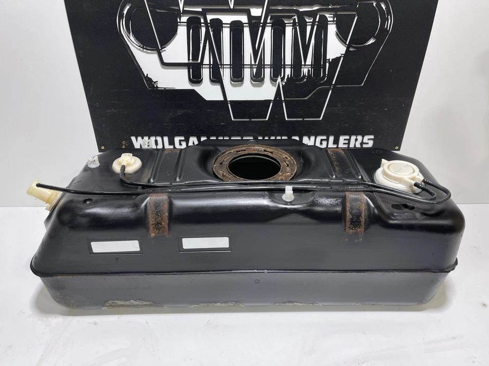 05-06 Jeep TJ Wrangler 19 galones tanque de combustible de gasolina poli plástico 52059617AG *Leer* Foto 2 de 4