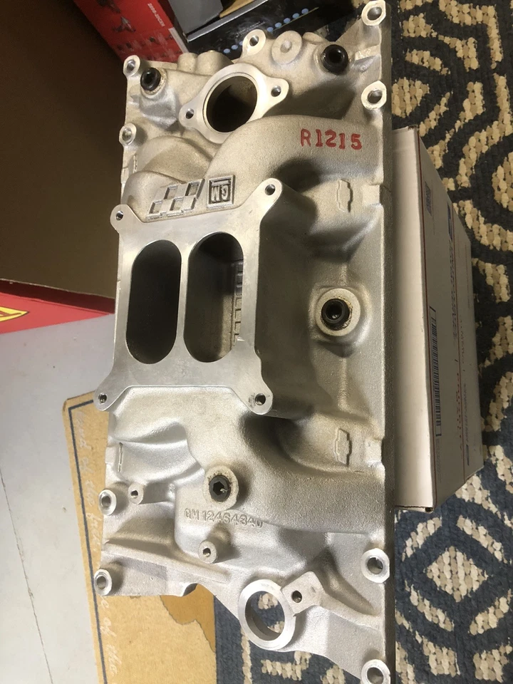 GM SBC Vortec Bowtie Aluminum Intake 12464340 USED - Image 2 of 4