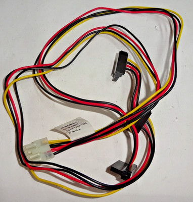 FUJITSU A3C40119856**T26139***8x PIN AUF 3x SATA STROMKABEL***#GK12332