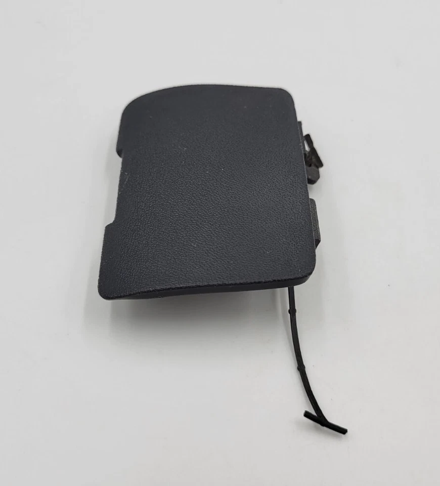 Оригинальная отделка крюка для буксировки заднего бампера Volvo S80 1999-2002 годов выпуска - Изображение 3 из 4